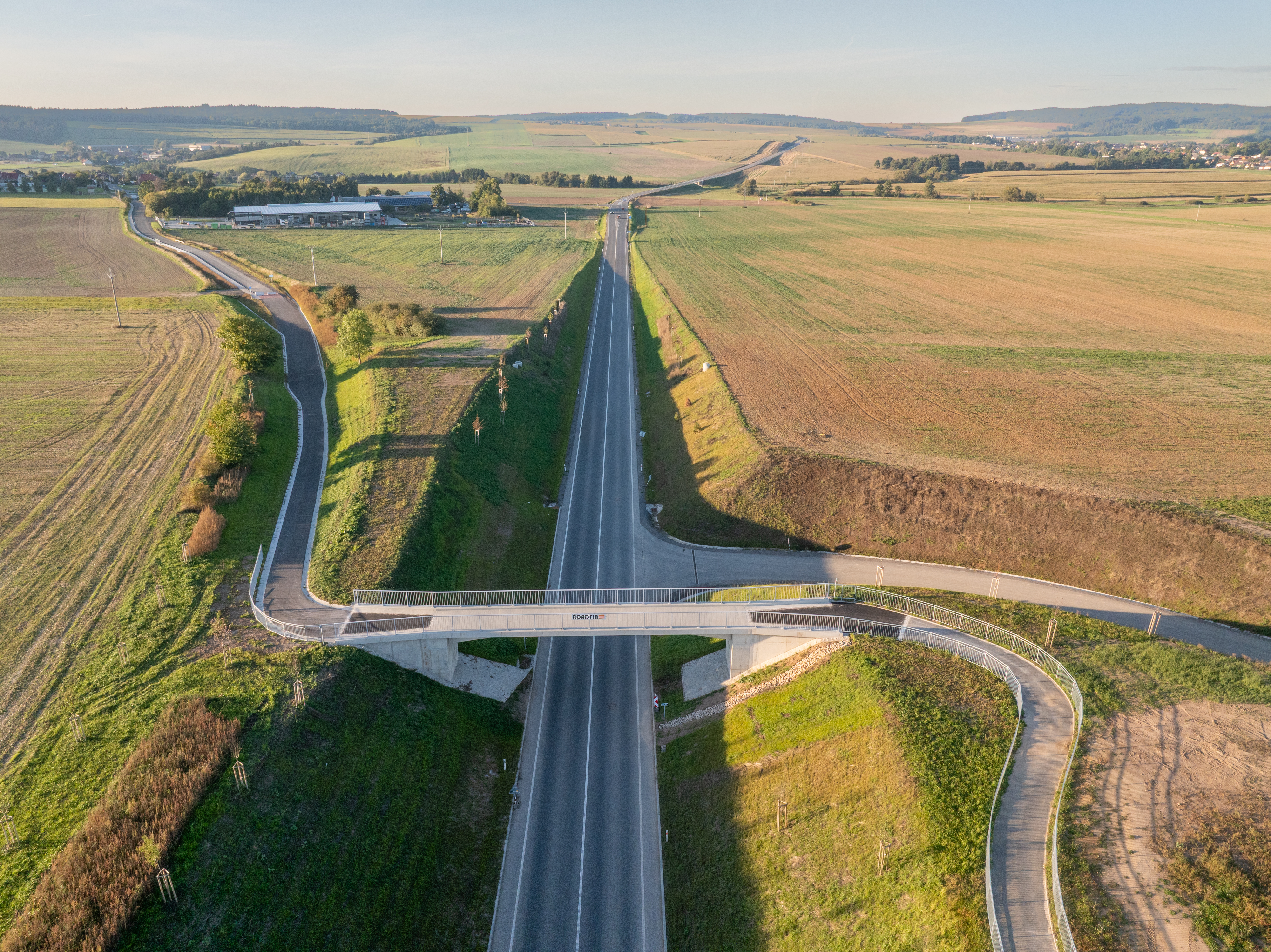 Napojení severního Rokycanska na dálnici D5 je v provozu díky podpoře z IROP. Stavba skončila s půlročním předstihem